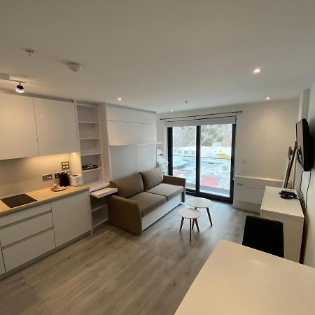 Modern Studio Apartment At The Hub Gibraltar Exterior foto