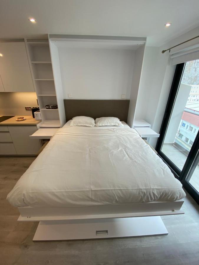 Modern Studio Apartment At The Hub Gibraltar Exterior foto