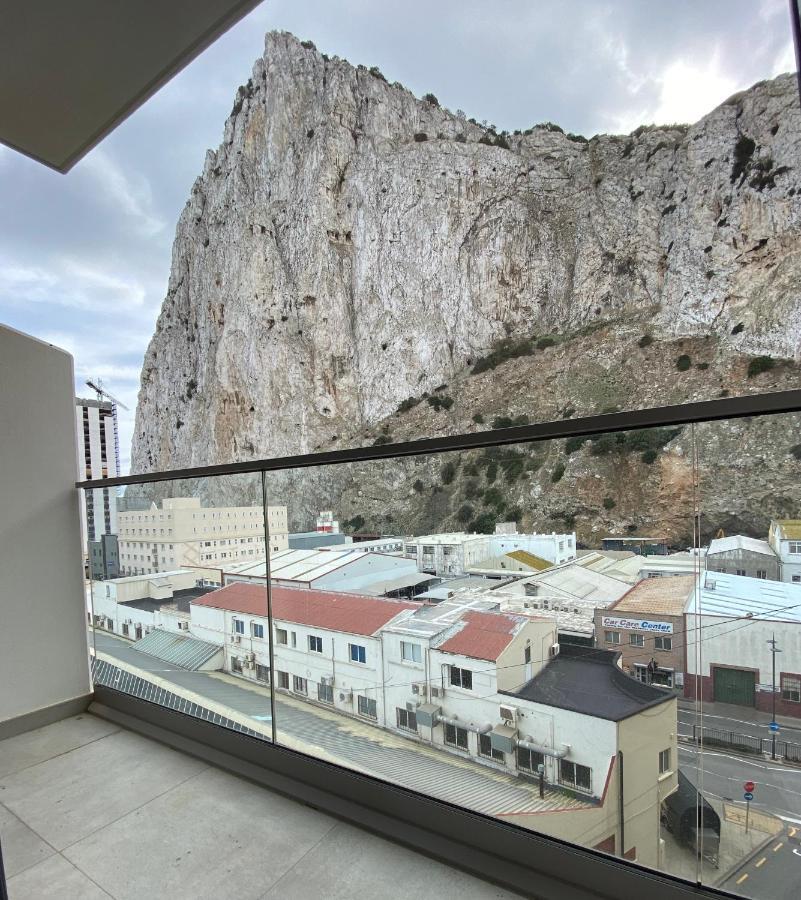 Modern Studio Apartment At The Hub Gibraltar Exterior foto